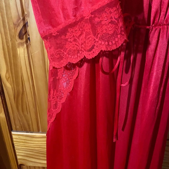 Vintage Red Texasheen Peignoir Set - Picture 7 of 11
